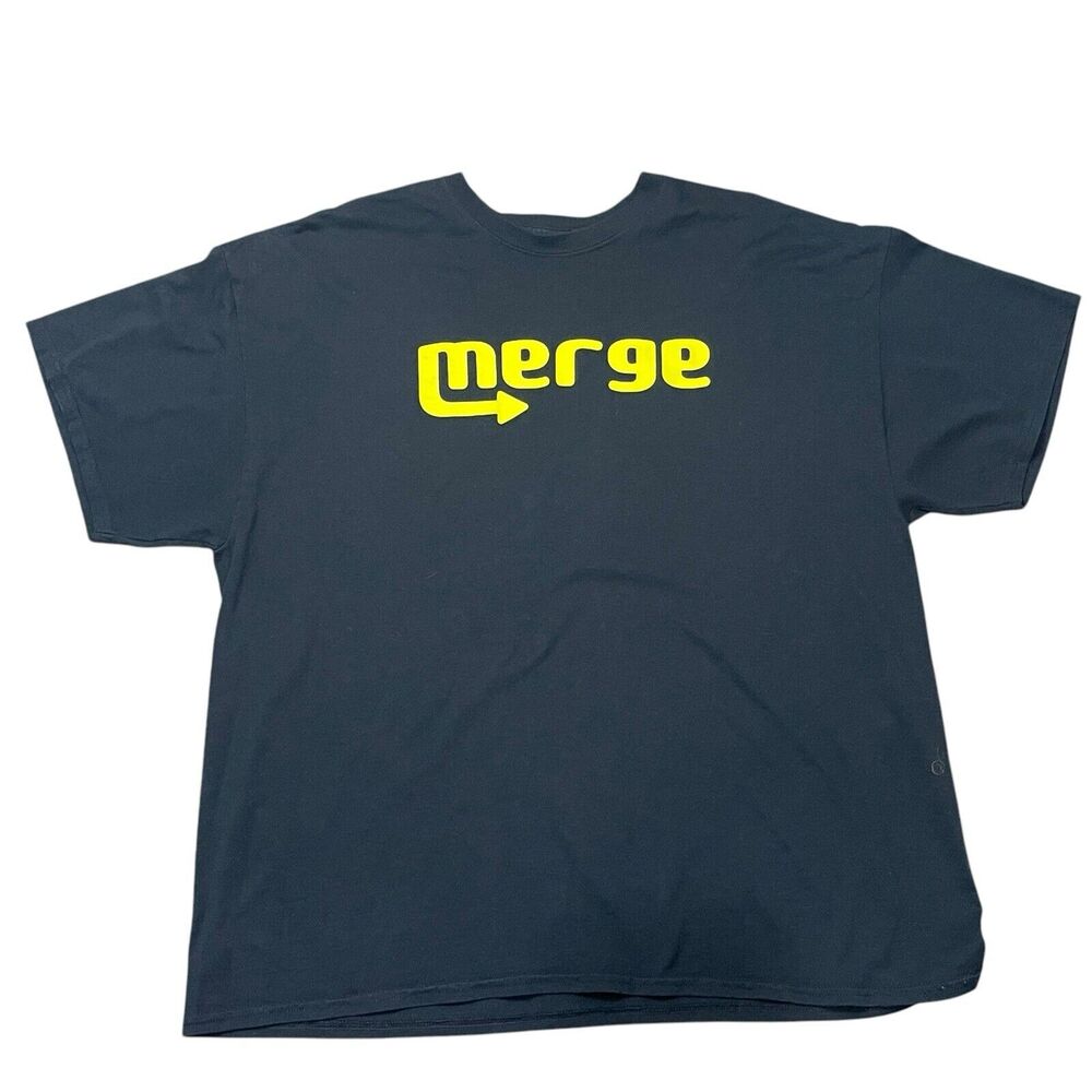 Gildan Black T-Shirt Men’s 2XL Yellow Merge Logo Short Sleeve Graphic Tee